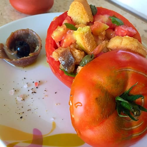 Raw tomatoes stuffed