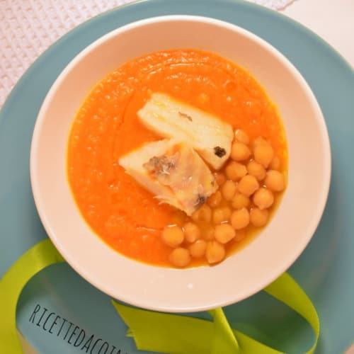 Crema de calabaza y garbanzos con bacalao