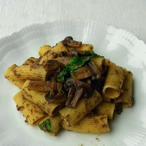 Rigatoni con setas