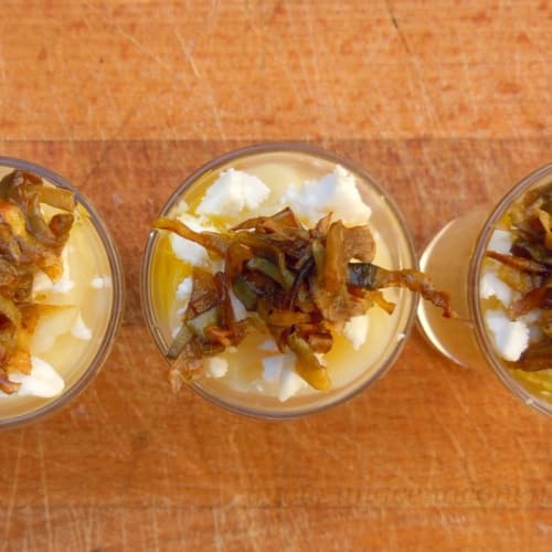 comer con los dedos gafas, chèvre y alcachofa