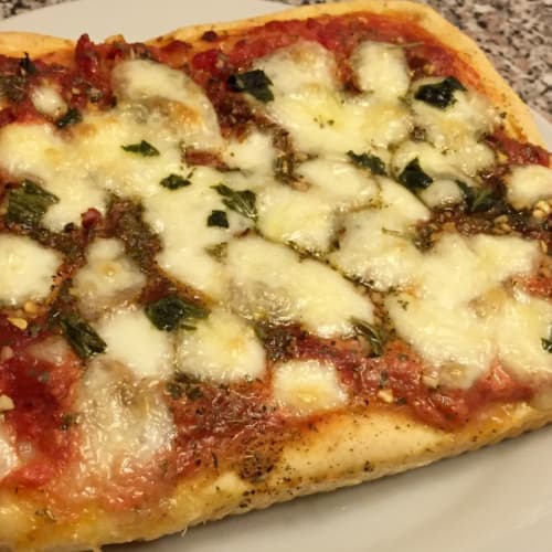 soft and fast tasty pizza