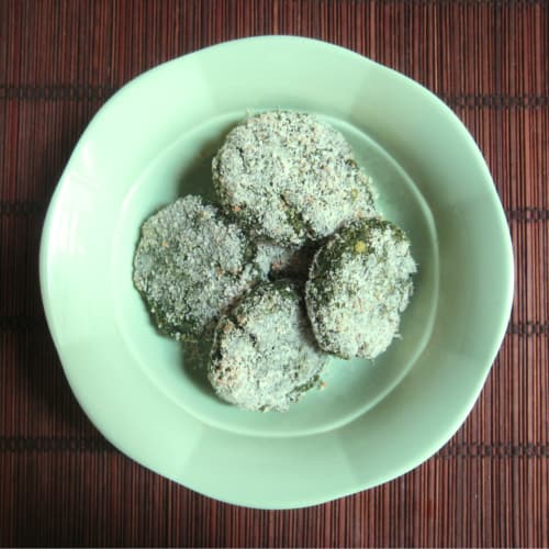 Meatballs quinoa spinach and chickpeas