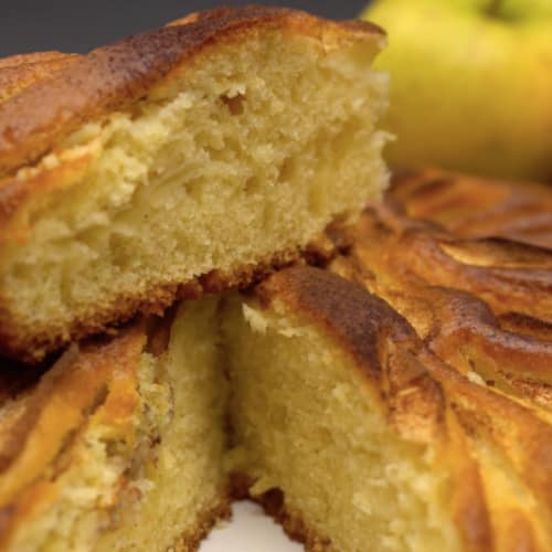 Apple cake with yogurt