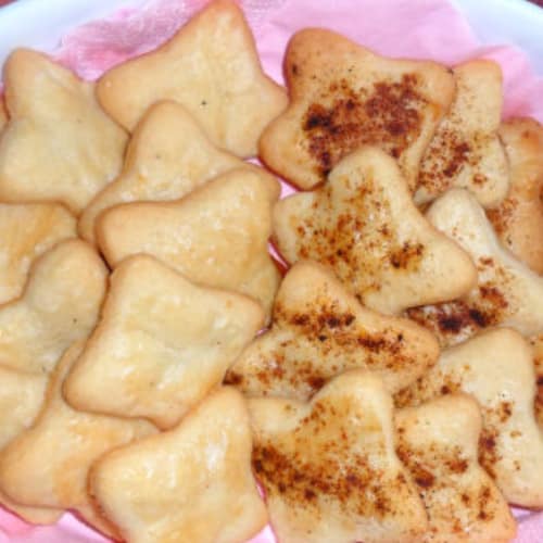 Galletas con queso parmesano y pimentón