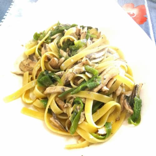 Pasta con anchoas