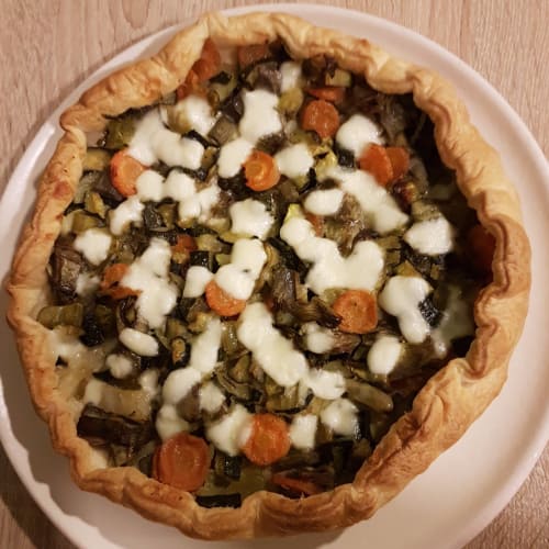 Savory pie with vegetables