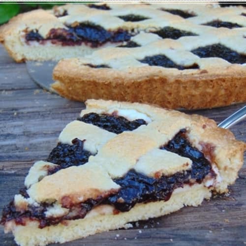 Crostata alla ricotta e marmellata di ciliegie