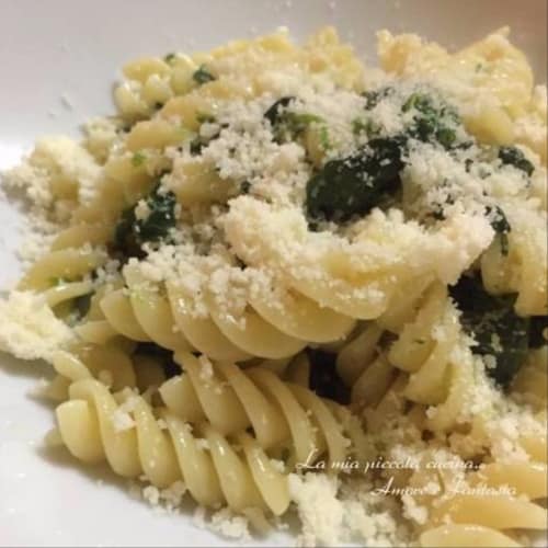 Fusilli con spinaci