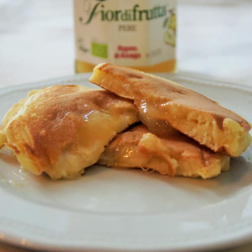 Pancake with pear jam