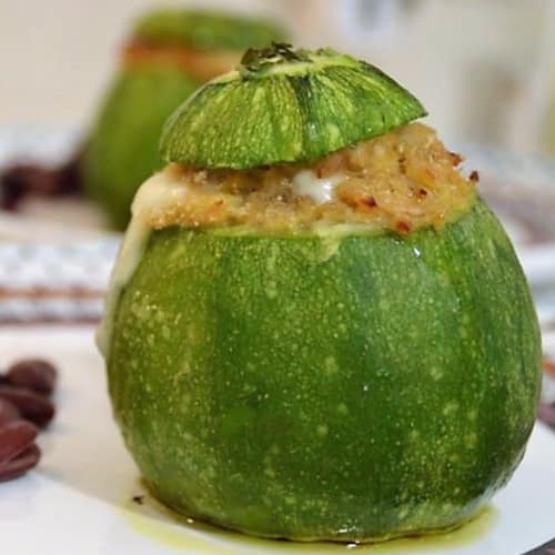 Round zucchini stuffed with tuna and cheese