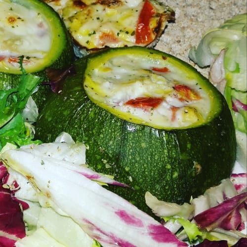 Zucchini stuffed light