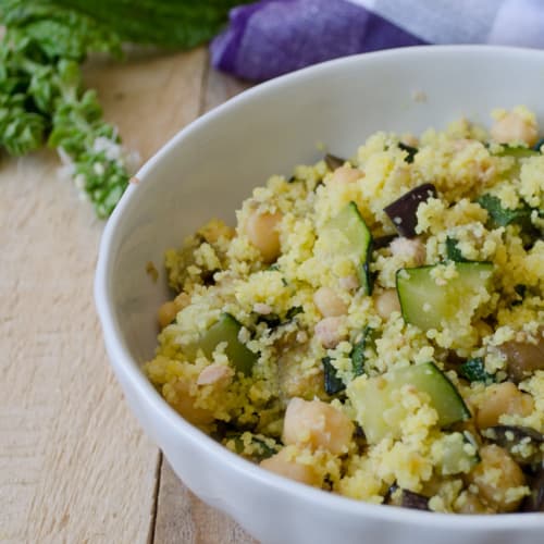 cuscús con garbanzos y verduras de atún