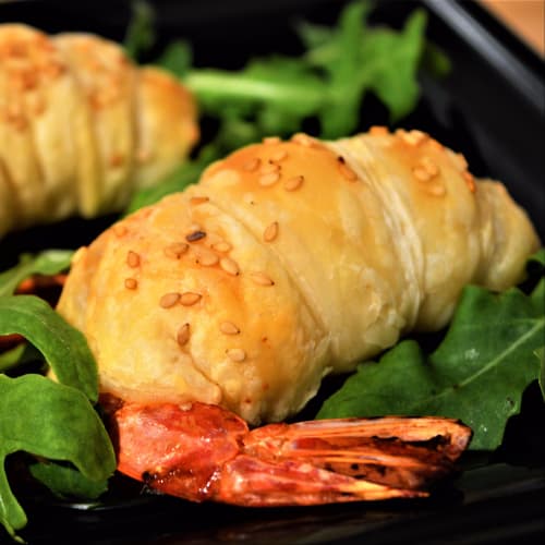 Camarones con la cal en hojaldre corteza de pastelería