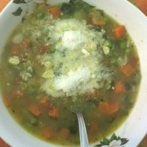 Rice, buckwheat and quinoa with minestrone