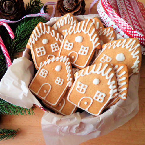 Cookies with honey and cinnamon