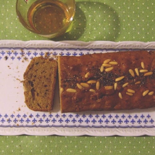 pastel de ciruela con naranja y zanahoria