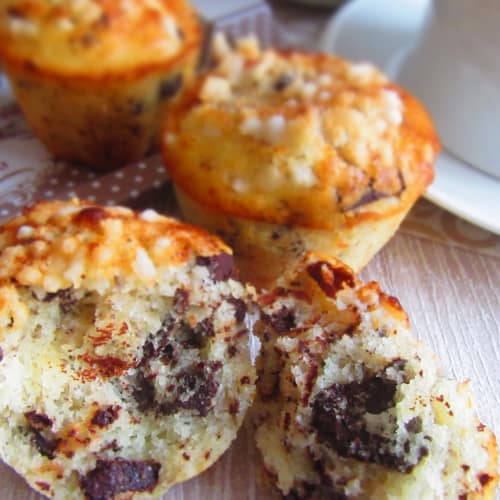 Soft Muffins With Ricotta And Chocolate