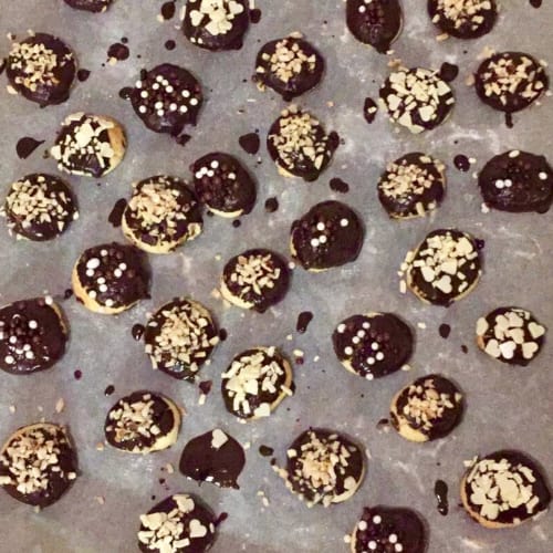 Rice biscuits covered with chocolate