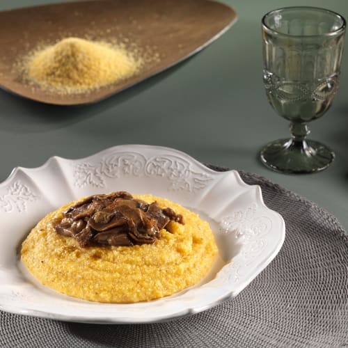 Polenta bergamasca y hongos porcini Polenta bergamasca y hongos porcini
