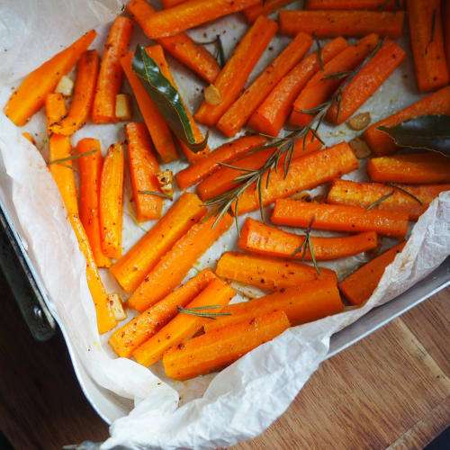 Smoked baked carrots