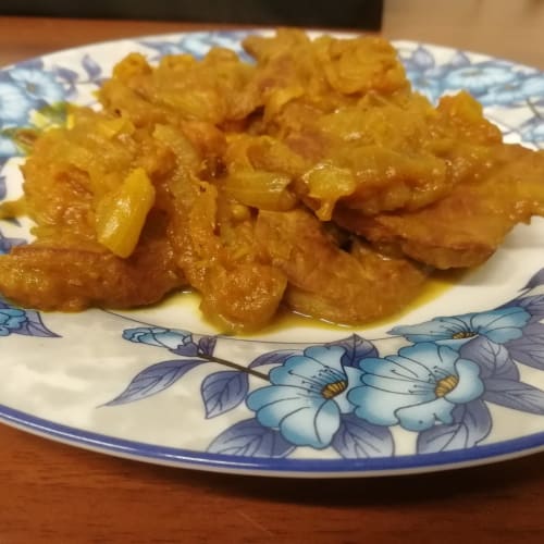 Fegato di vitello con cipolle e zucca speziate