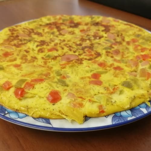 Pepper and sausage omelette