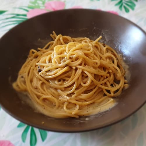 Spaghetti cheese and pepper!