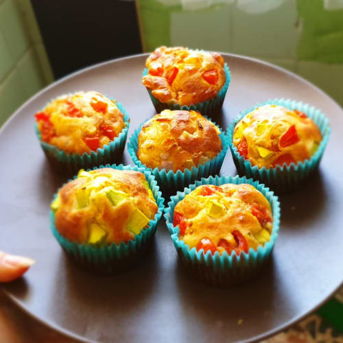 Very tasty salty muffins with vegetables!