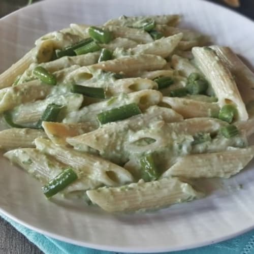 Penne con judías verdes y queso de cabra