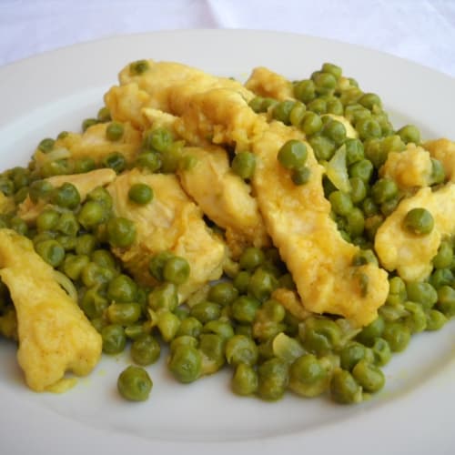 Chicken strips with peas