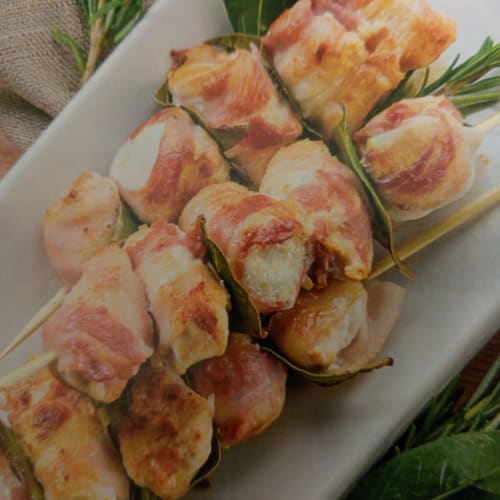 Saltimbocca with aromatic herbs