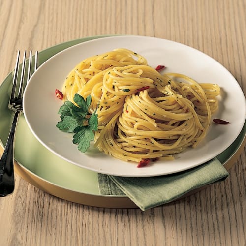 Spaghetti garlic chilli oil