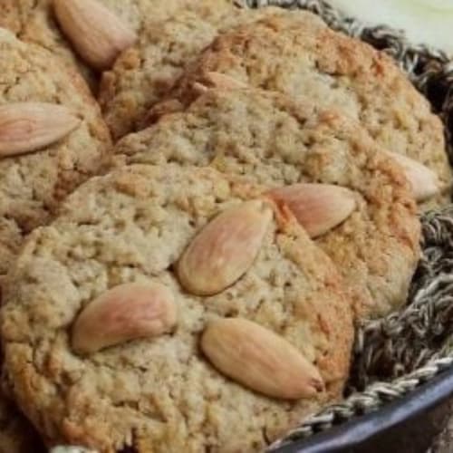 Galletas de avena y frutos secos.