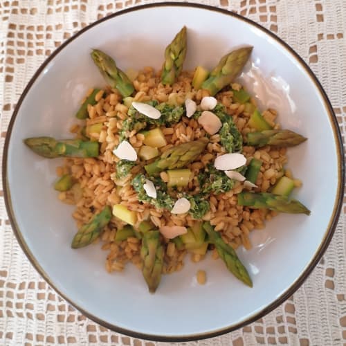 Barley with asparagus