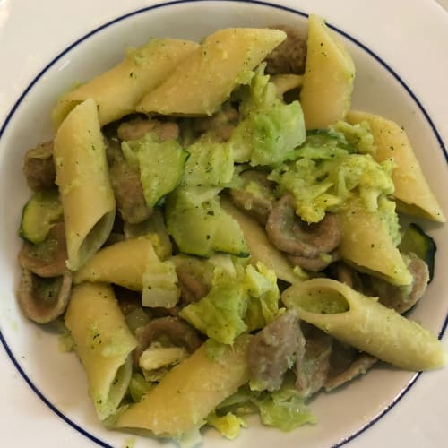 Pasta alla crema di verza e zucchine