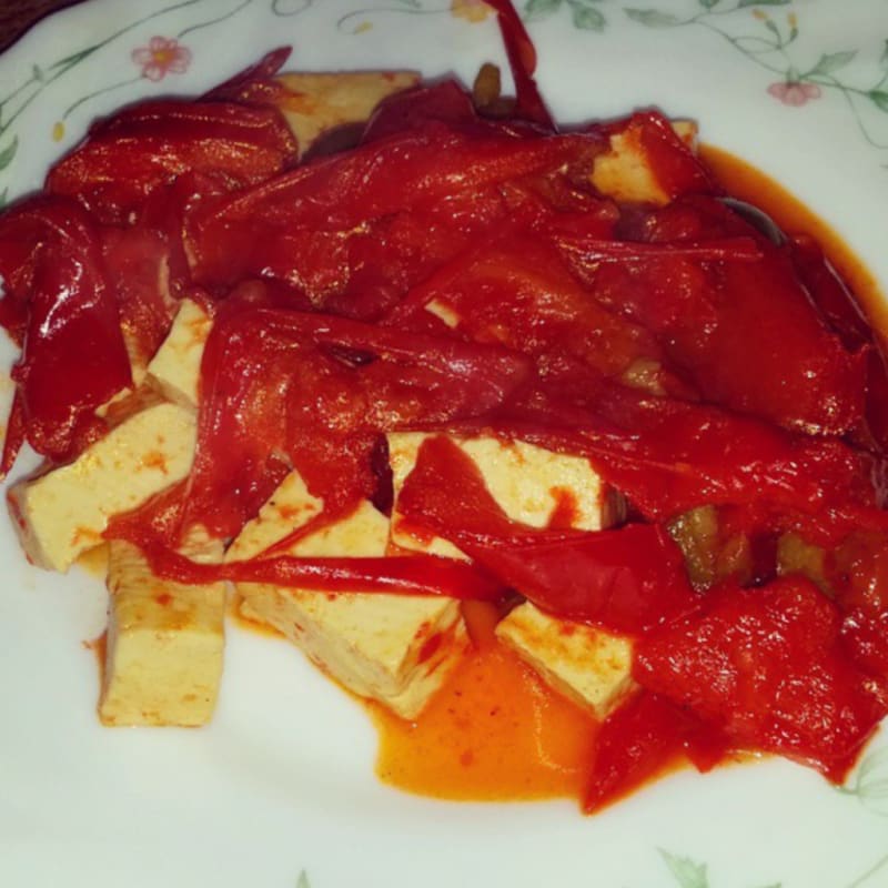 Tofu con pimientos