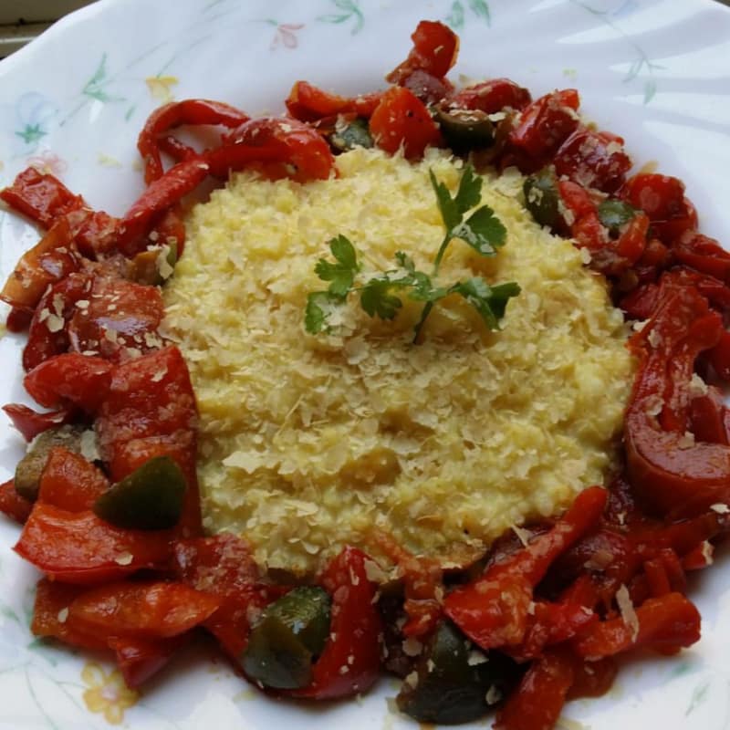 Millet with peppers