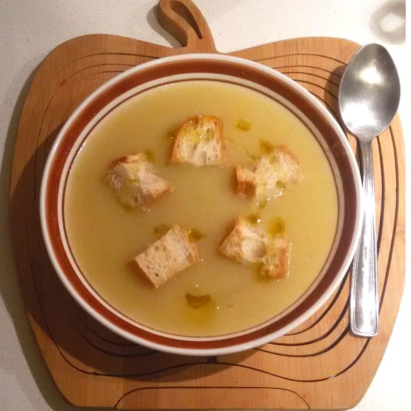 Sopa de puerros y patatas