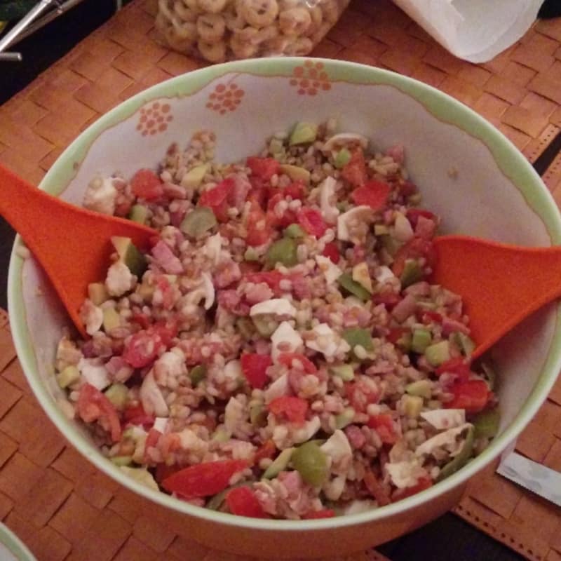 Salad with three grains