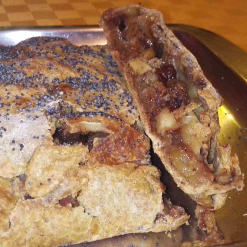 Strudel de manzana vegana