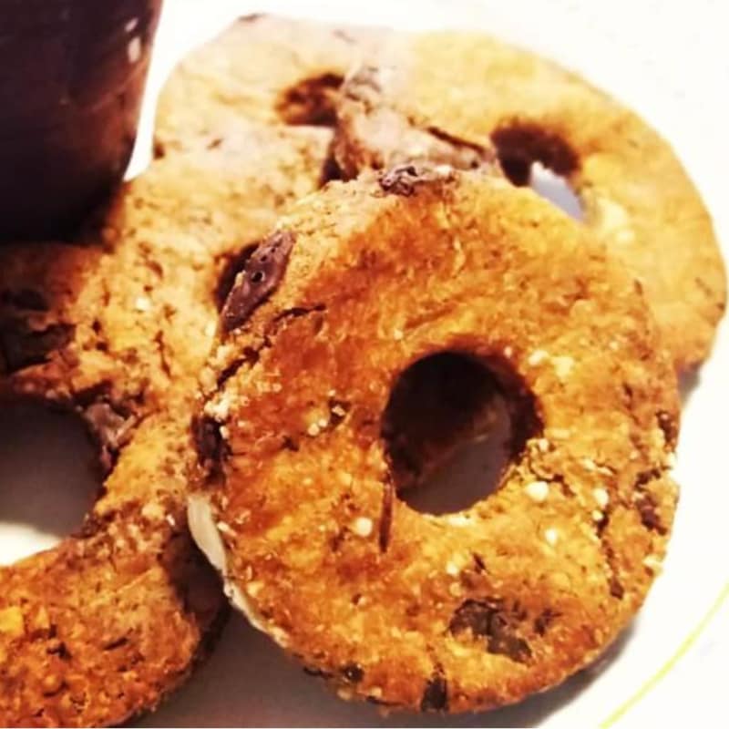 Biscotti di avena gusto cioccolato e mandorla