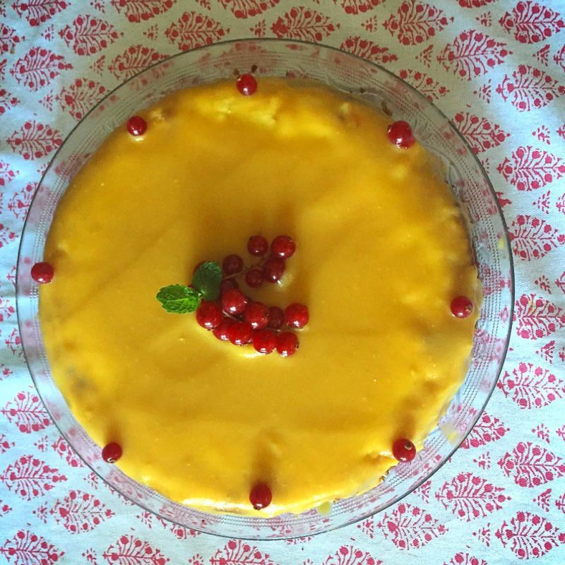 New York cheese cake with mango