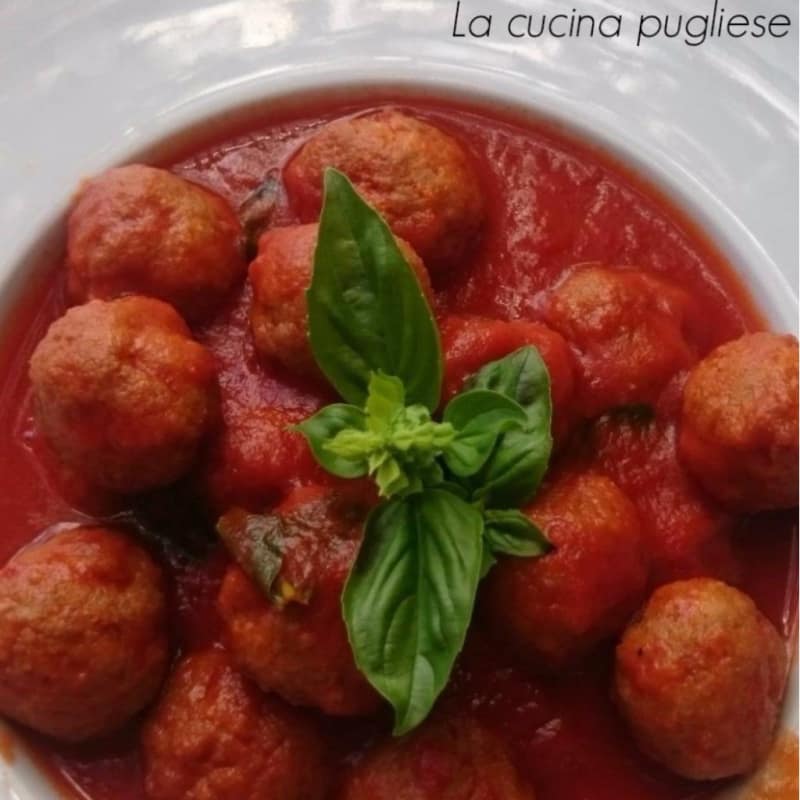 Albóndigas en salsa de tomate