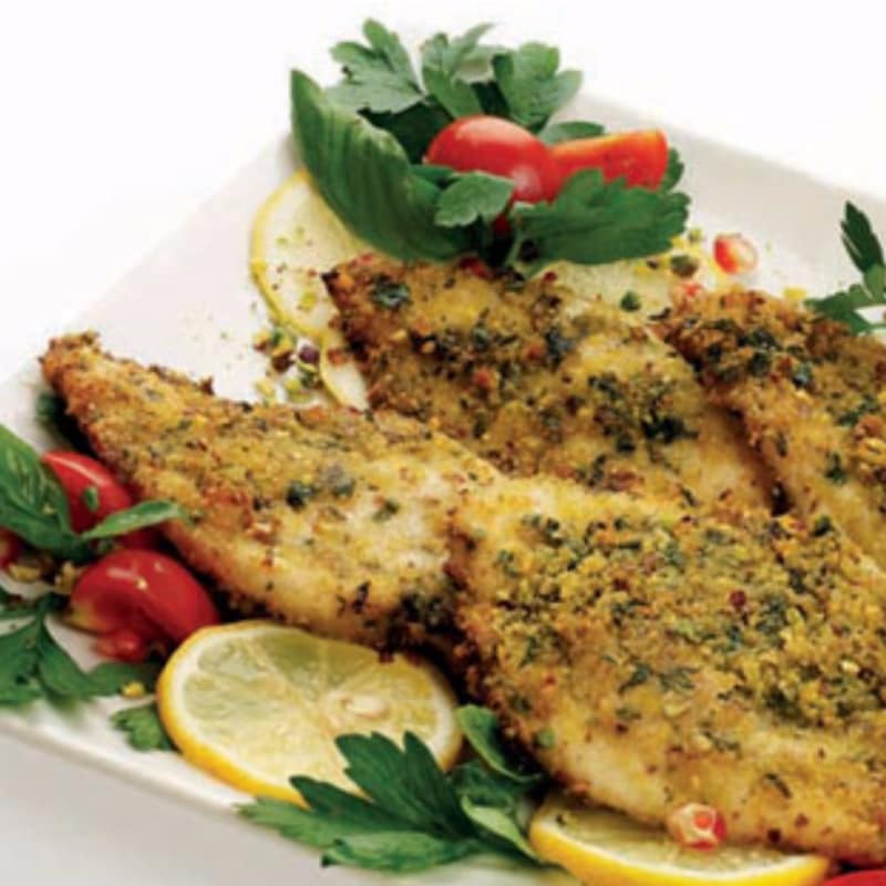 Chicken breast with pistachio