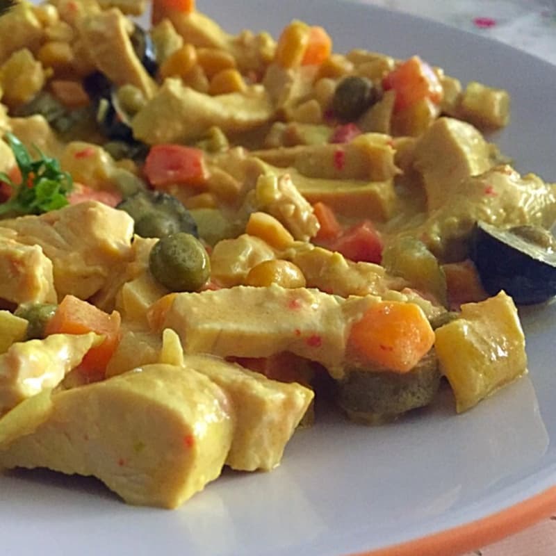 Turkey breast with vegetables with turmeric