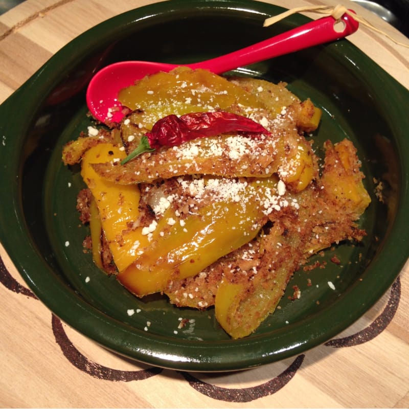 Peppers with pangratatto