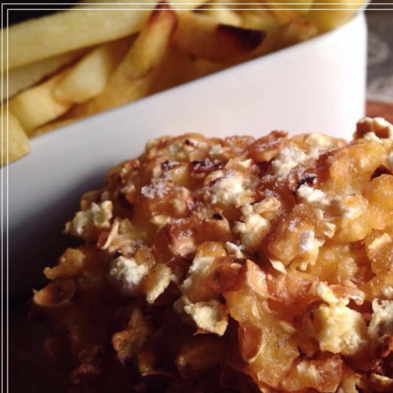 Filetto di merluzzo in crosta di popcorn e patatine fritte