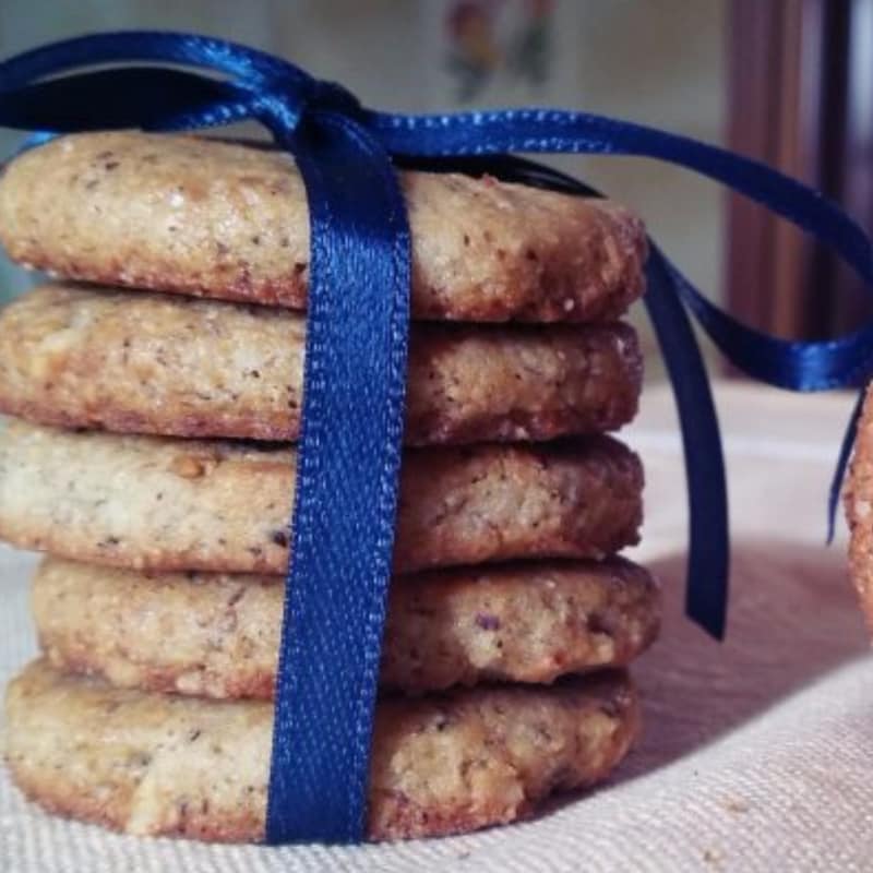 Biscuits buckwheat and hazelnuts