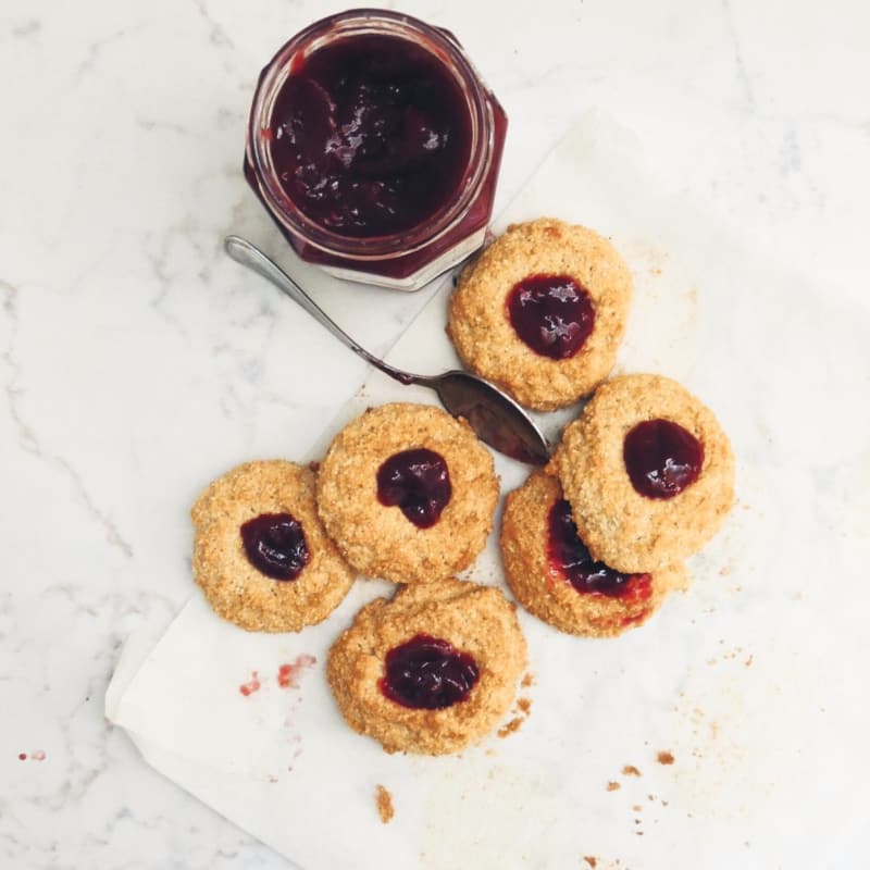 Thumbprint cookie ai lamponi