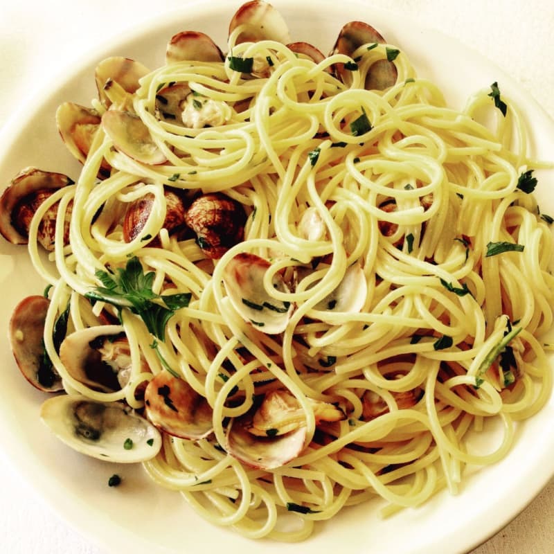 Spaghetti with clams